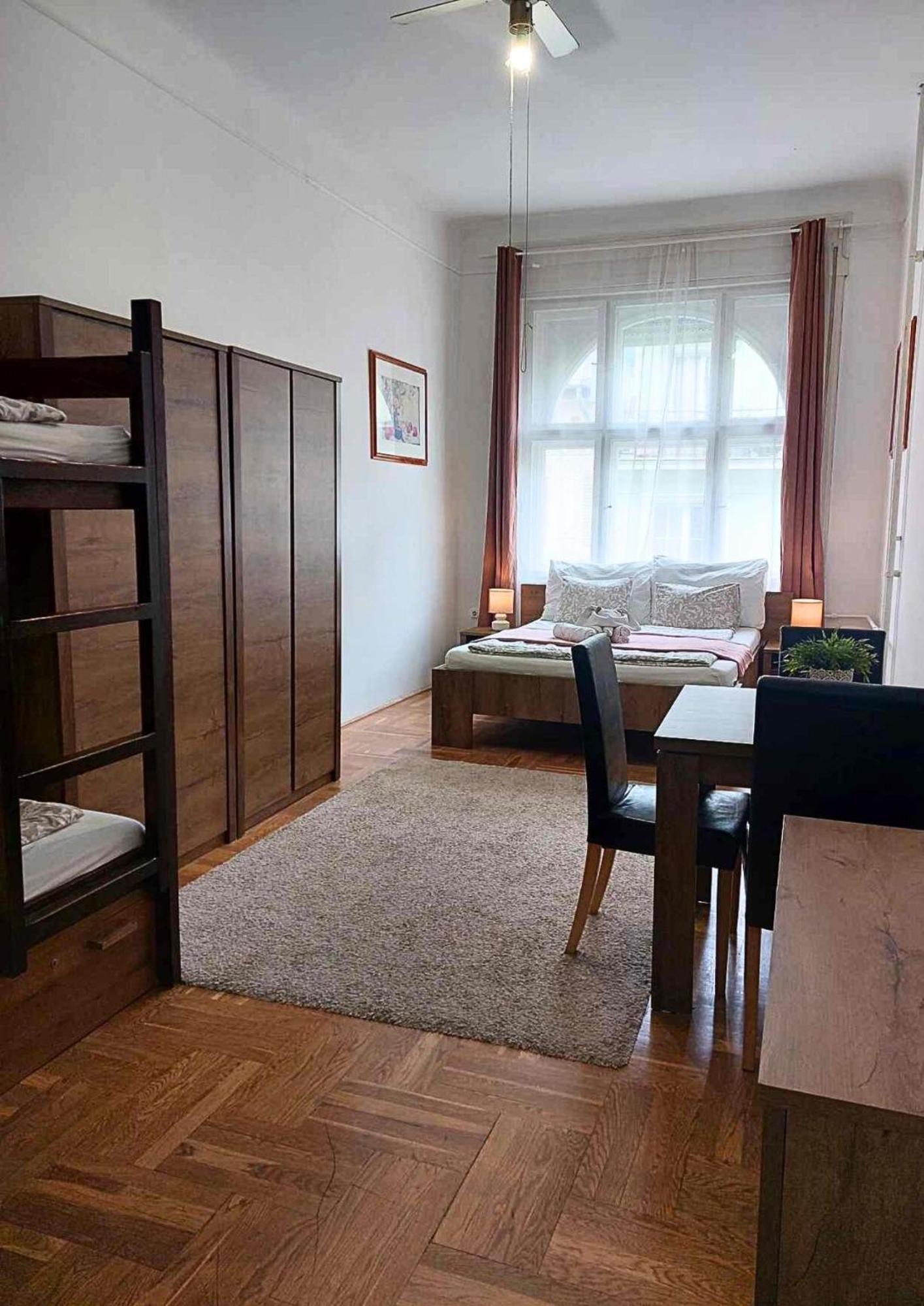 Hostel Black Sheep Smart